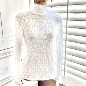 Cream Ten Sixty Sherman Long sleeve ruffled cuff knit blouse XL Fits snug